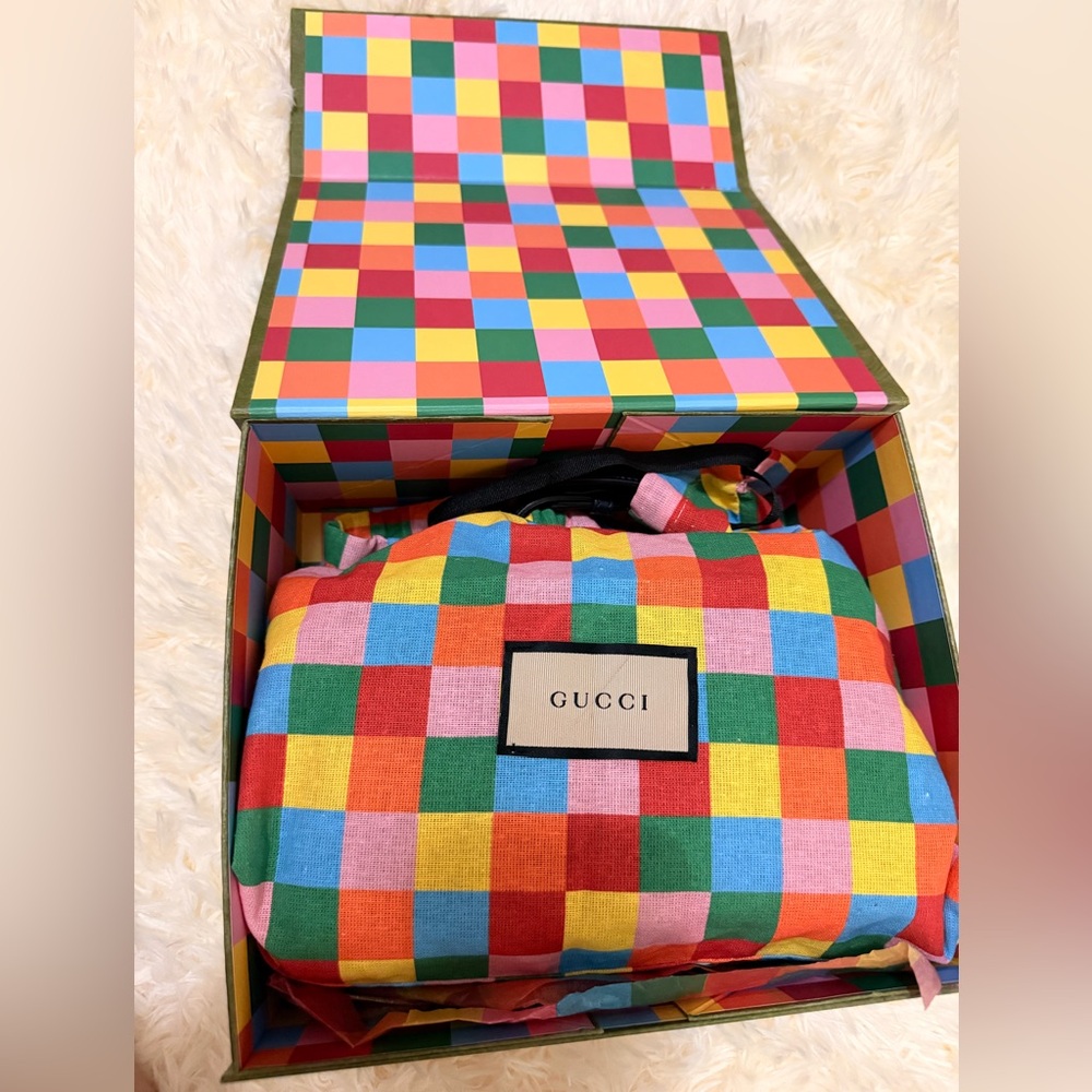 Authentic Like New Gucci Marmont GG Camera Canvas Crossbody - Picture 3 of 16